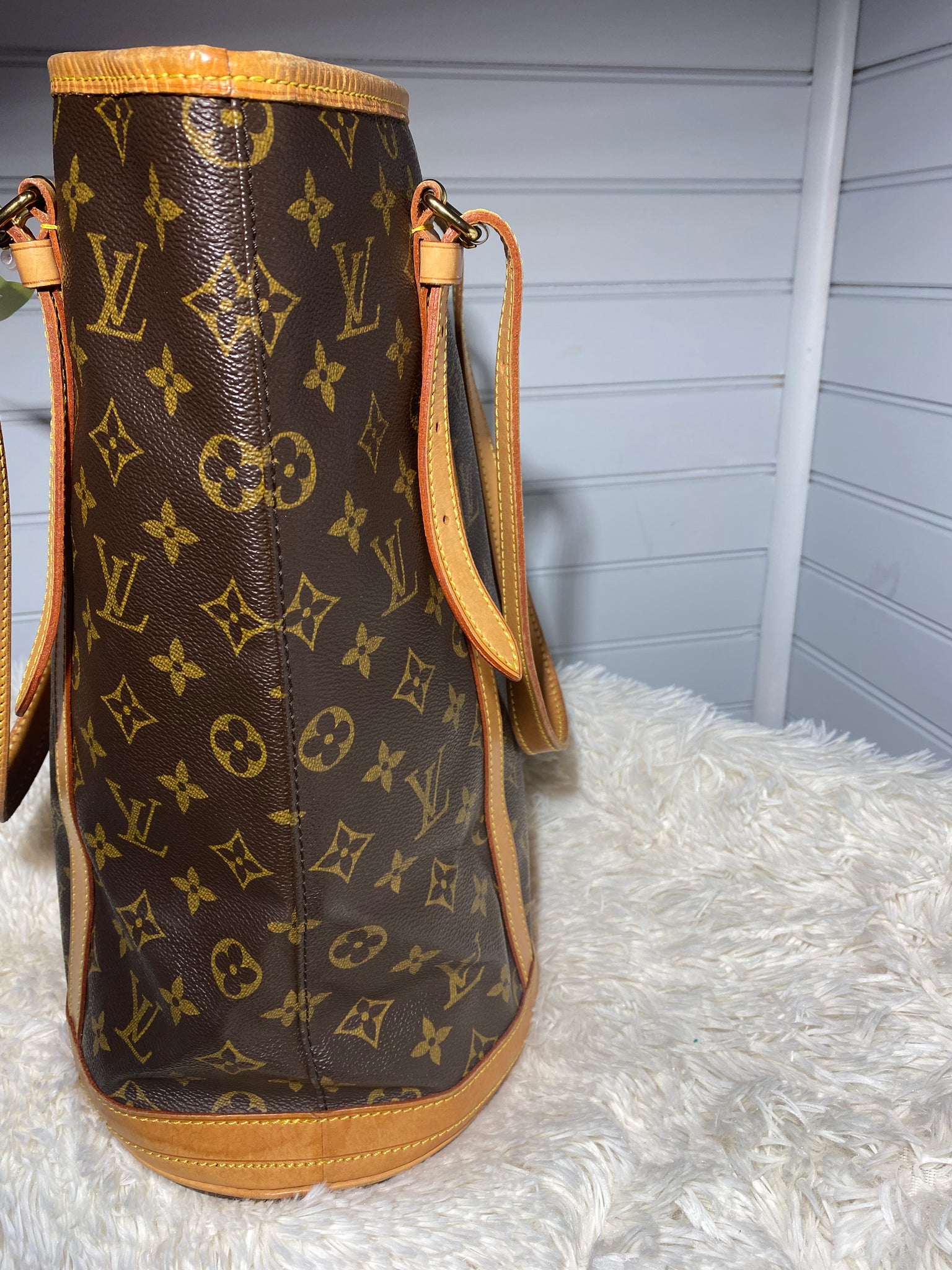 Louis Vuitton Bucket GM Bag - Farfetch