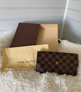 Authentic Louis Vuitton Card Wallet Brown Damier With Box And